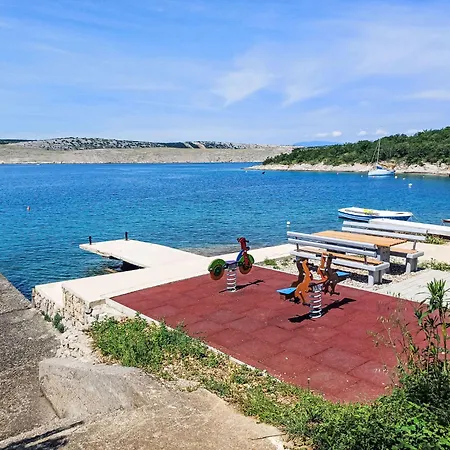 Pintar-1 By Interhome