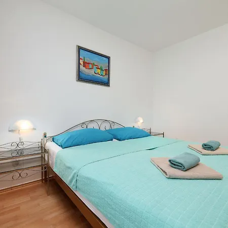 Pintar-1 By Interhome Lägenhet Jadranovo