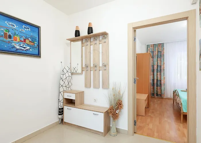 Appartement Pintar-1 By Interhome Jadranovo