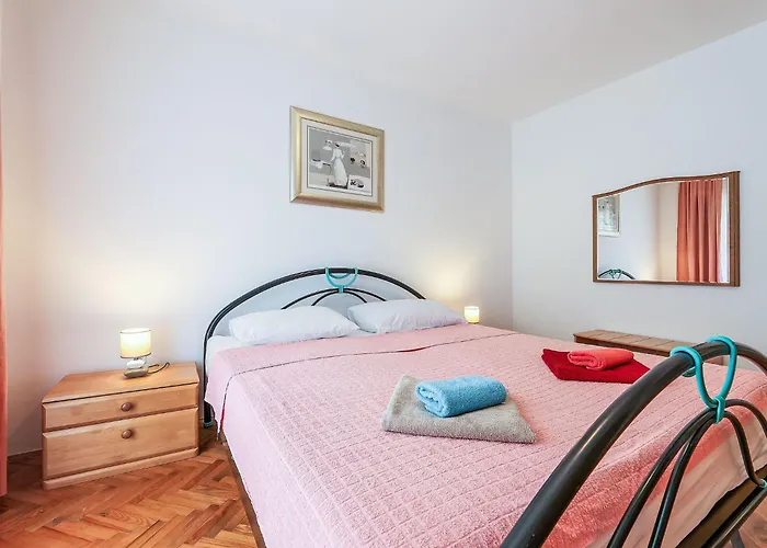 Pintar-1 By Interhome